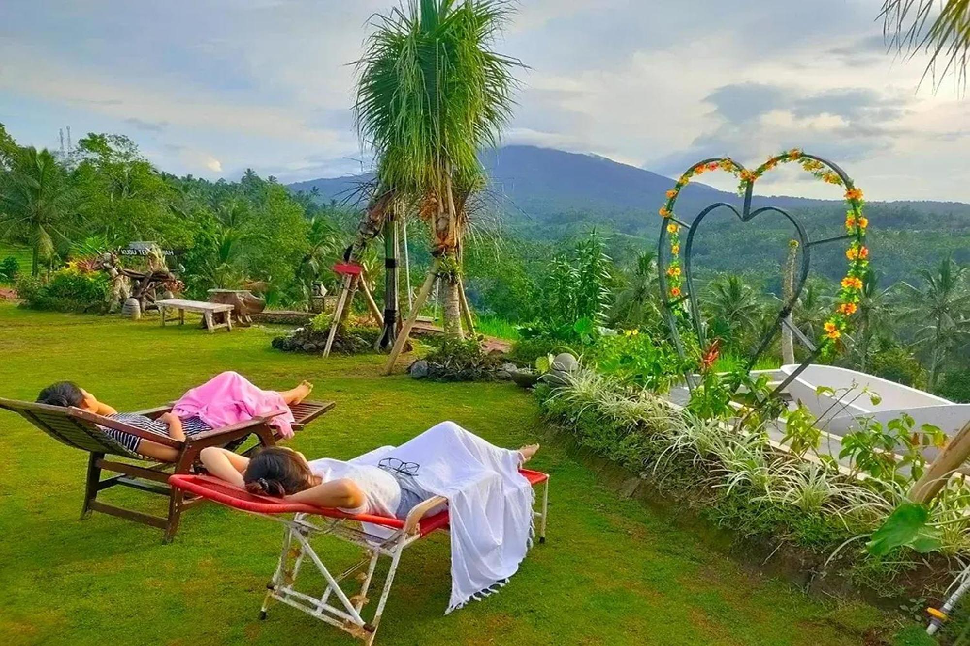 Kts - Kubu Tepi Sawah Villa Selemadeg Buitenkant foto